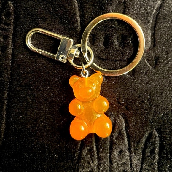 ✨SET OF 4✨ GUMMY BEAR | Bag Charms | Key Chains! 🌟 (Brand New!) 🧸💘 - Picture 10 of 16